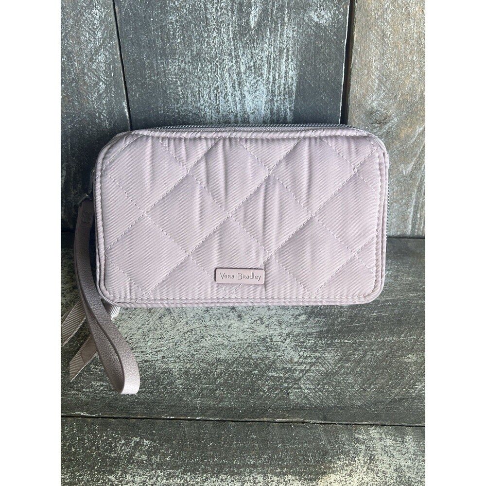 Vera Bradley Ultralight RFID Accordion Wristlet In Light Purple Lavender - Picture 1 of 5